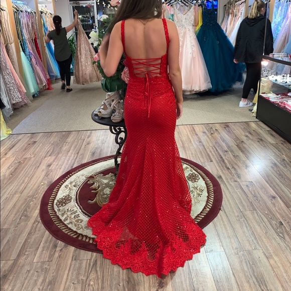 Red 2 piece prom dress - Picture 5 of 6
